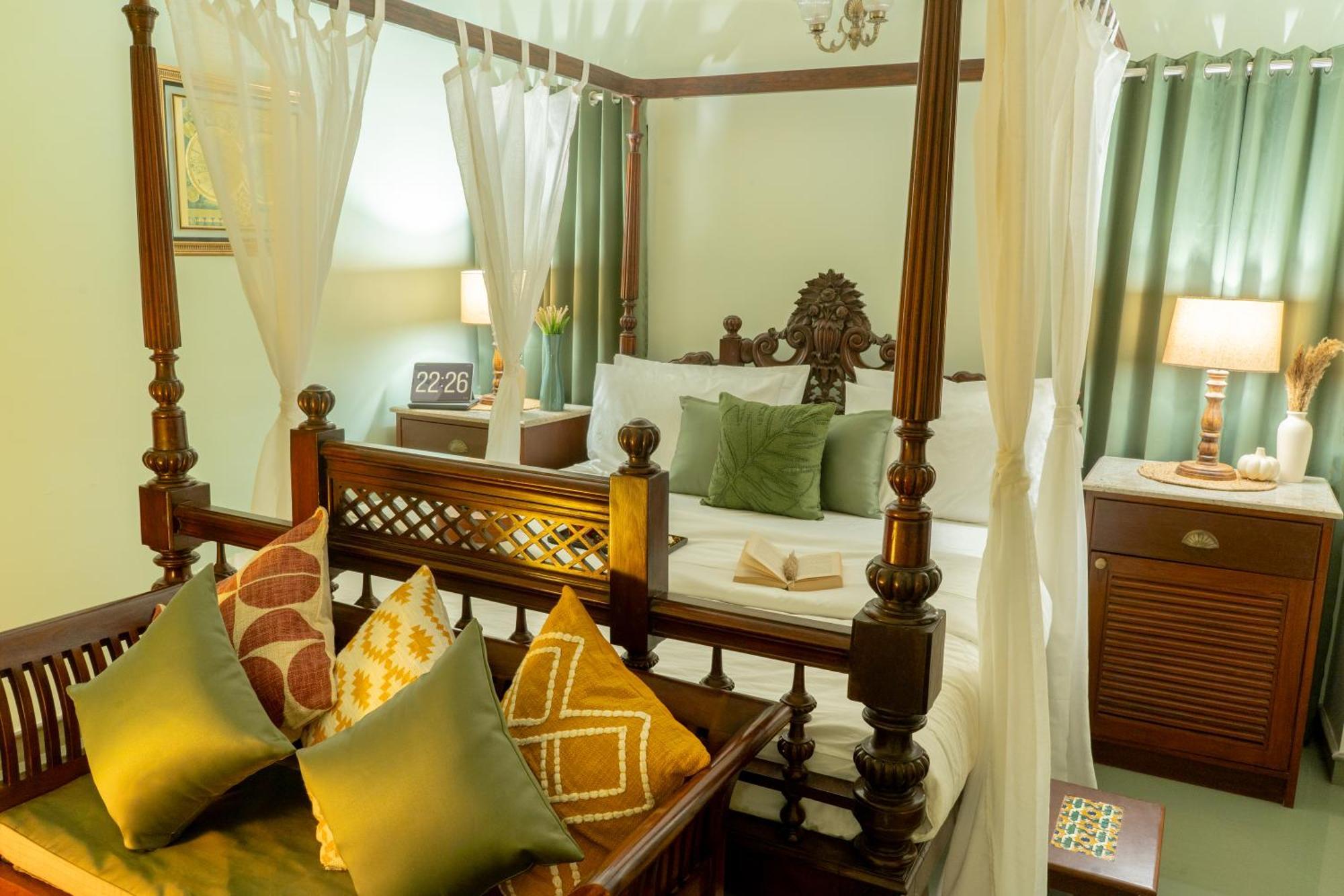 Elan Villa Nagoa
